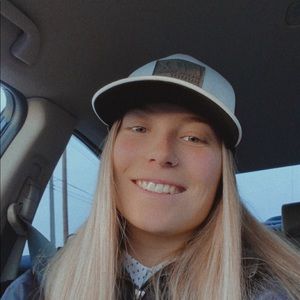 Meet your Posher, Maddy